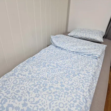 Aathiran Rom Oslo Pensionat *