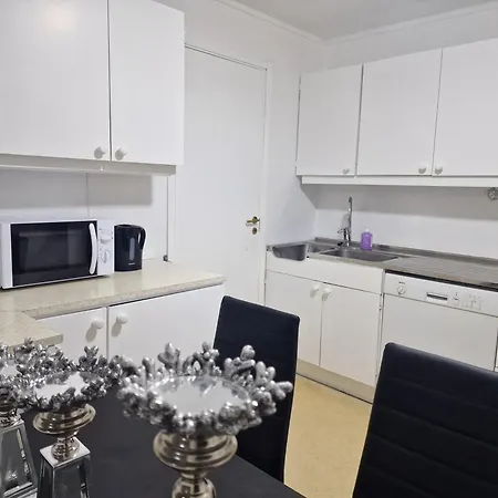 Pensionat Aathiran Rom Oslo Skytta